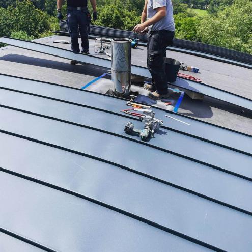 Rénovation toiture en zinc à Bénodet