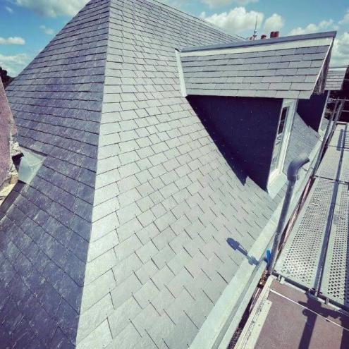 Rénovation de la toiture, réfexion de la charpente, islolation par l'extérieur