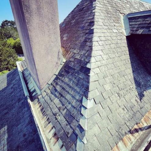 Rénovation de la toiture, réfexion de la charpente, islolation par l'extérieur